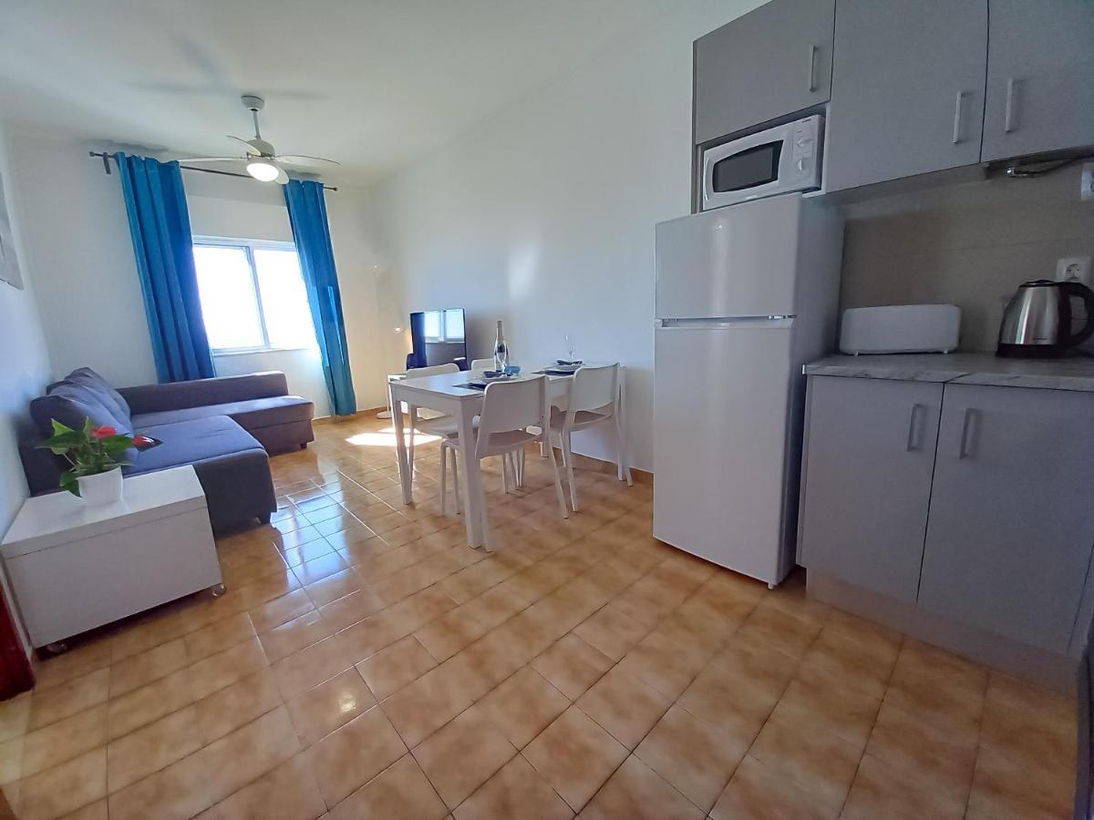 Mira Atlantico 13- Terraco Com Vista Mar E Cidade, Wifi, 80Mt Praia 쿼테이라 외부 사진